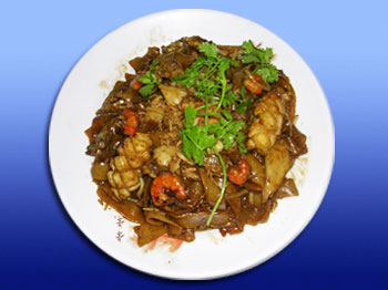 HỦ TIẾU XÀO ĐEN
