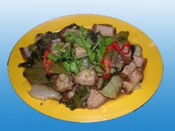 CẢI CHUA XÀO HEO QUAY